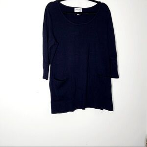 Whisper KNIT BY Louis Dell’Olio navy blue blouse.